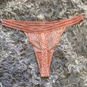 Victoria's Secret Intimates & Sleepwear - Victoria's Secret thong (medium) Victoria's Secret Intimates & Sleepwear - Victoria's Secret thong (medium)